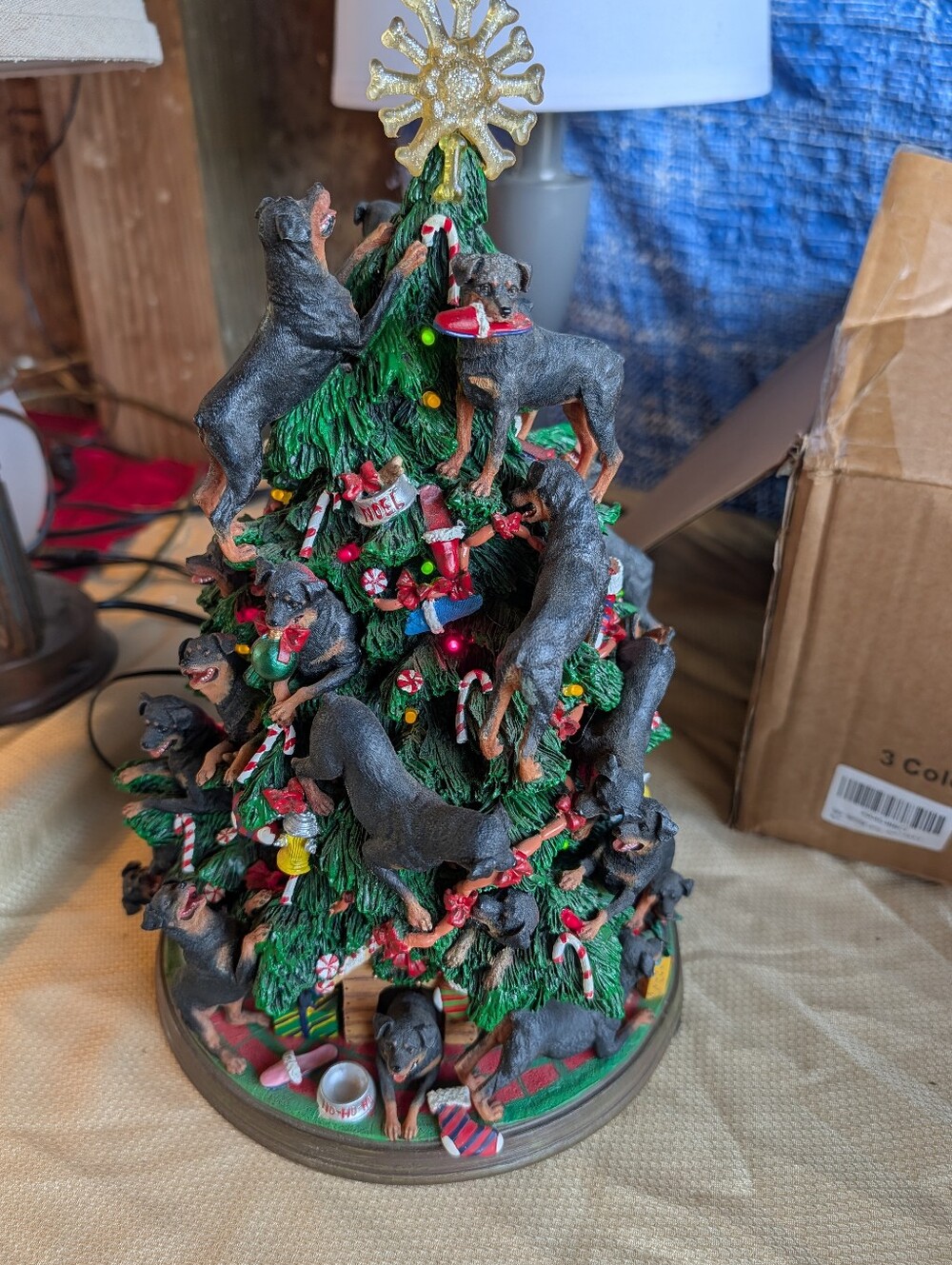 Rare Hard To find Limited "The Danbury Mint" Rottweiler Light Up Christmas Tree